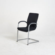 Load image into Gallery viewer, Ahrend 230 vergaderstoel schuin

